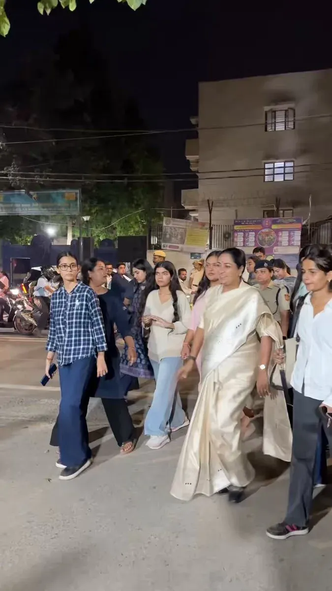 CM Rekha Gupta Inspects Delhi University Area, Flags Safety Gaps