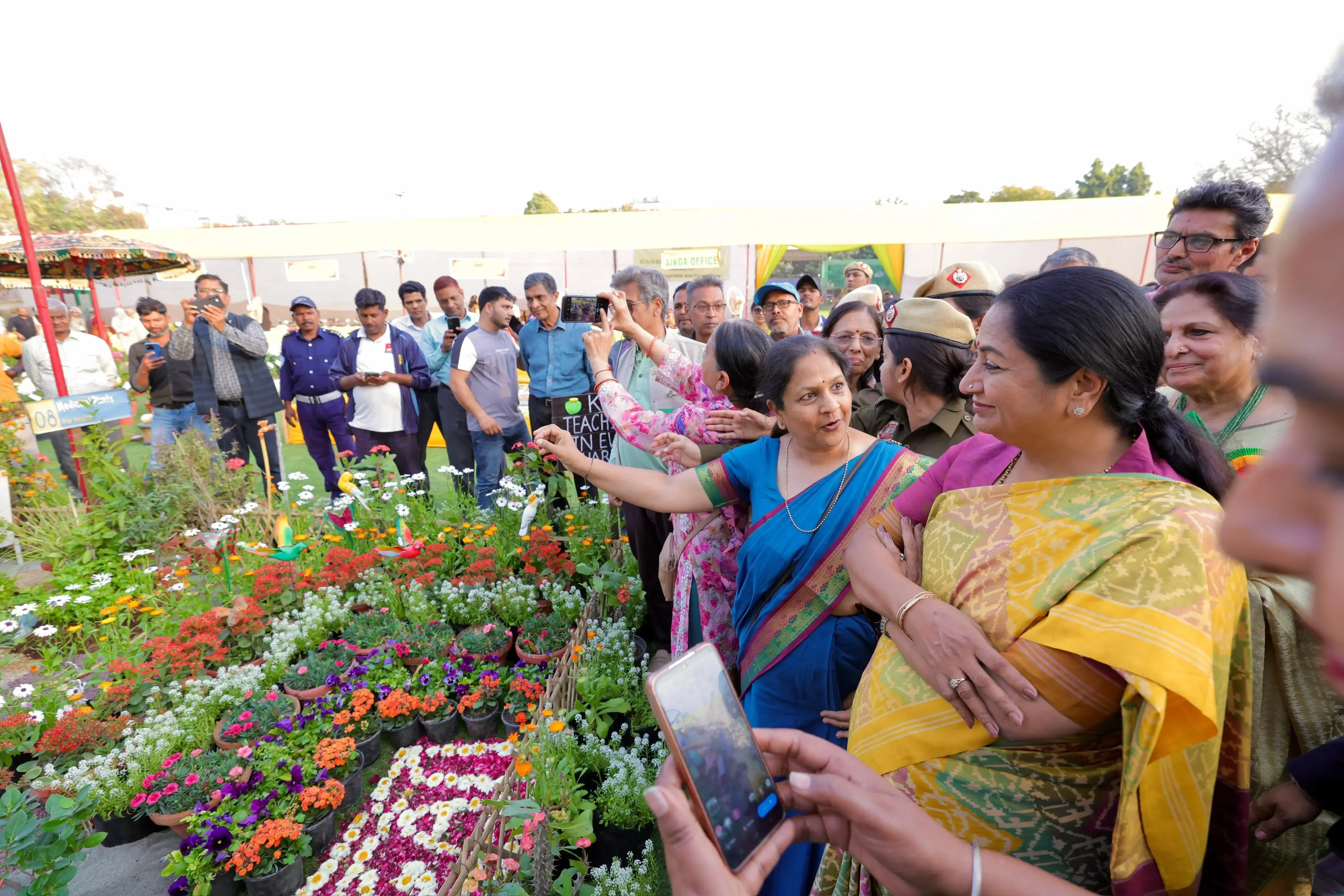 Delhi CM Rekha Gupta Celebrates Kitchen Garden Initiative at 59th Flower Show