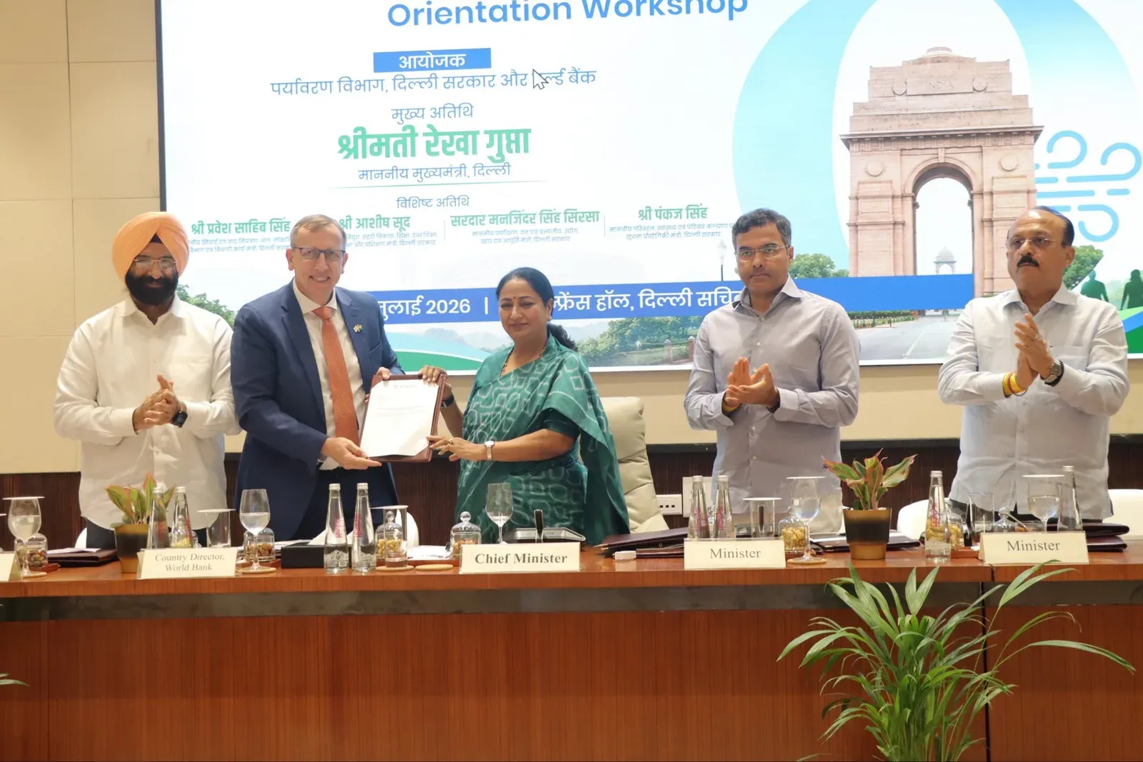 CM Rekha Gupta Launches Delhi Clean Air Program