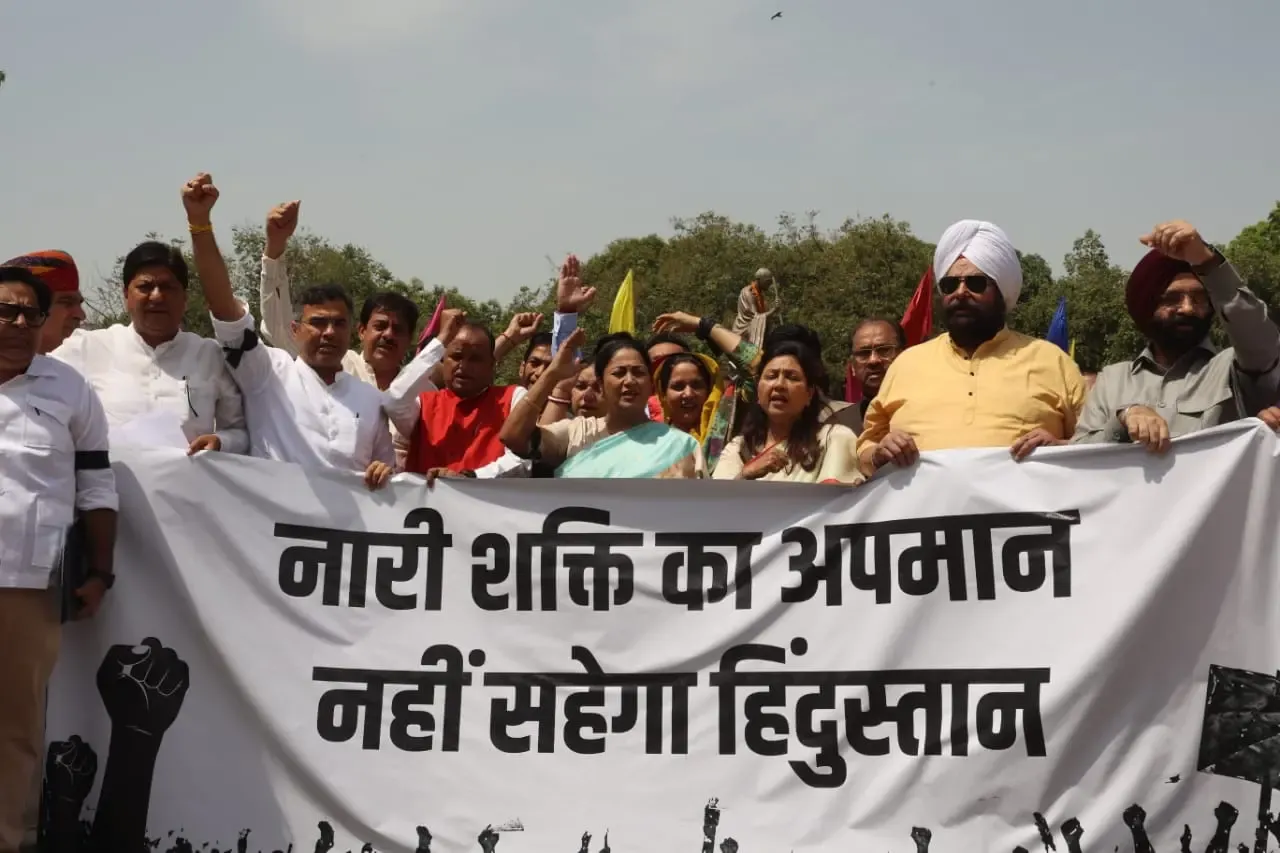 Delhi CM Rekha Gupta leads BJP protest over Women's Reservation Bill