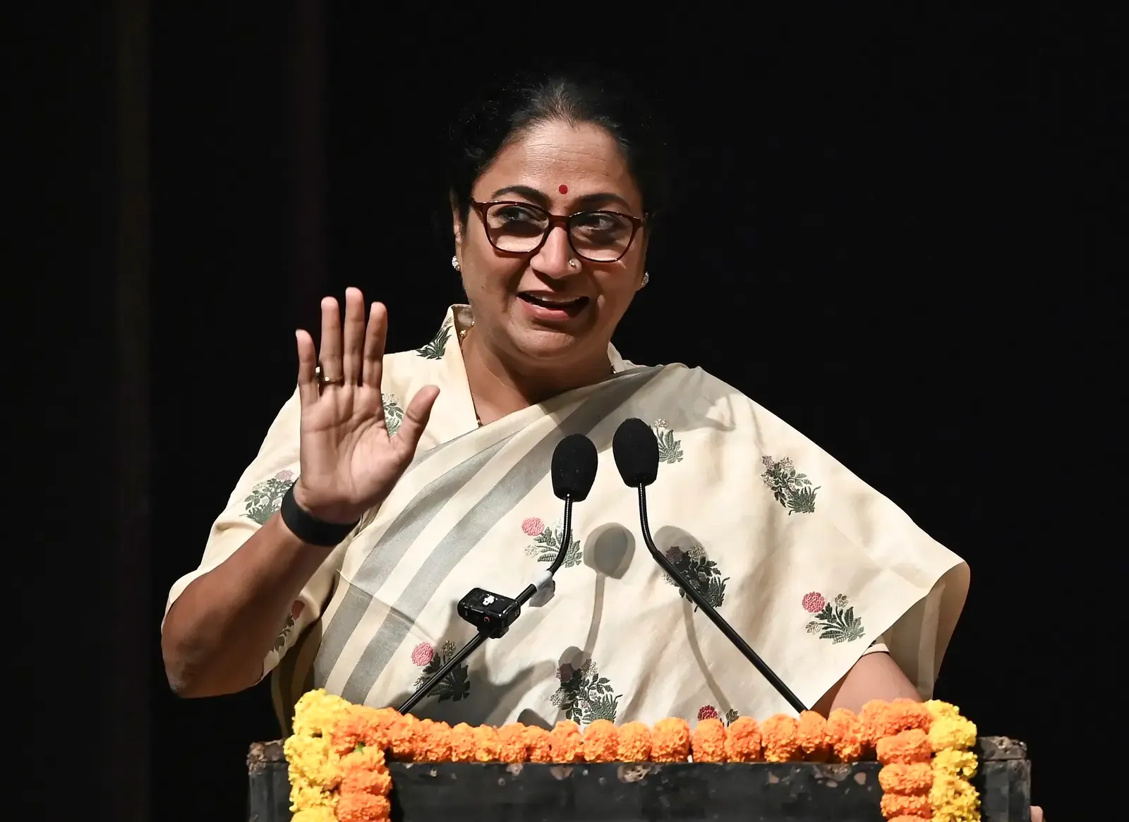दिल्ली कैबिनेट का बड़ा फैसला: आशा वर्करों का मासिक भत्ता दोगुना, अब ₹6,000 मिलेंगे