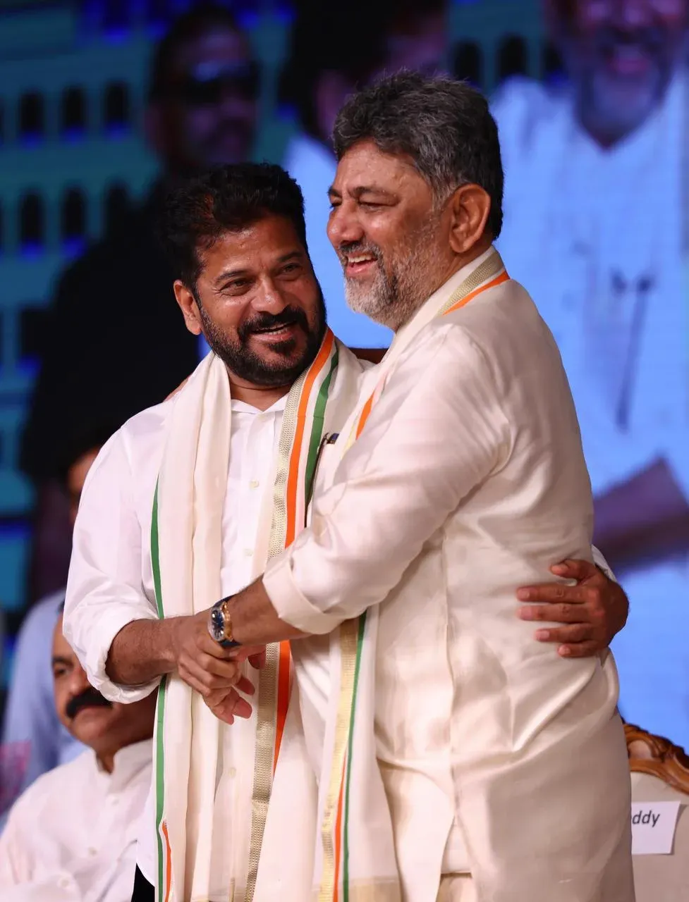 CM Revanth Reddy attends DK Shivakumar's Karnataka CM oath