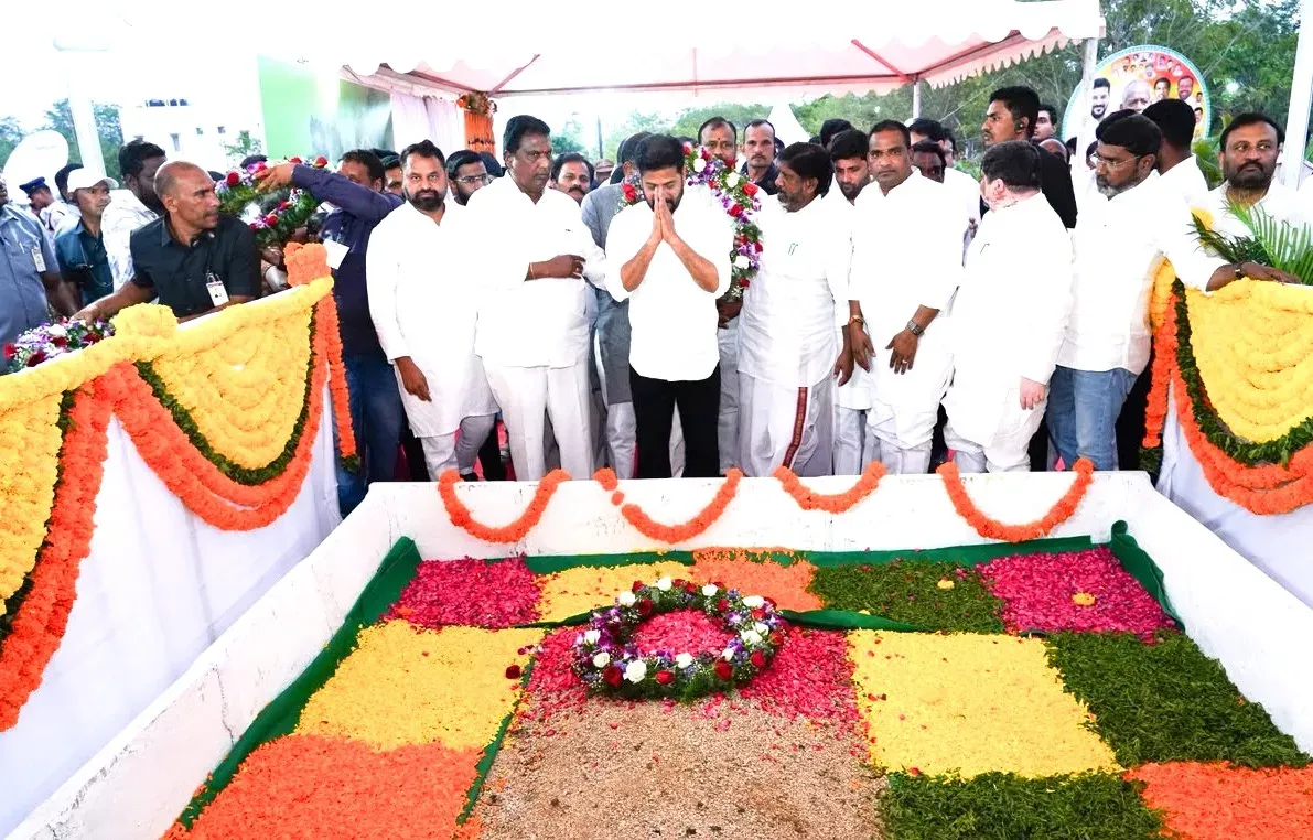 CM Revanth Reddy lays foundation for Ande Sri Smruthi Vanam
