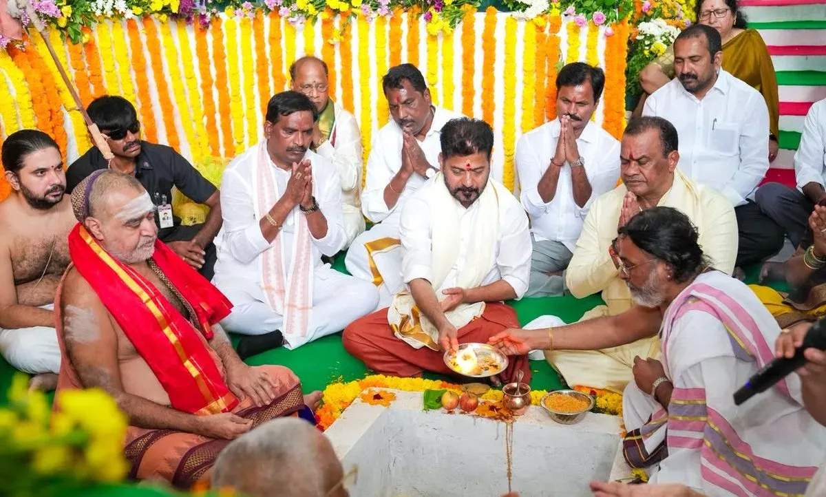 CM Revanth Reddy lays foundation for Telangana's largest Veda Pathashala at Yadagirigutta