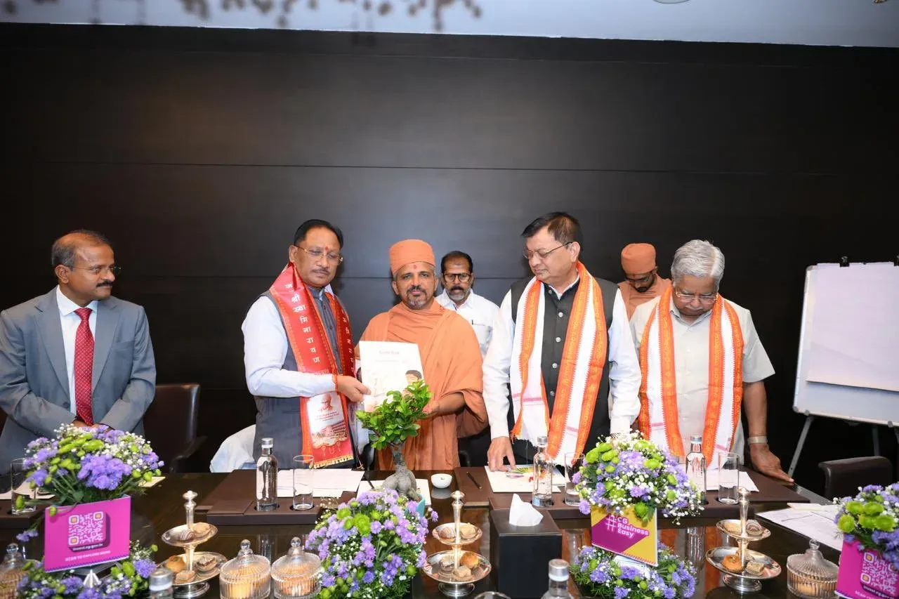 CM Sai Discusses 650-Bed Charity Hospital for Raipur