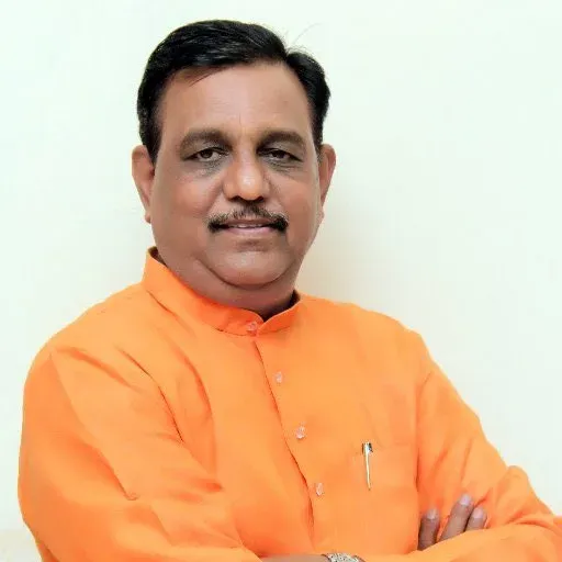 CM Sai Greets Chhattisgarh Loh Shilpkar Board Chief on Birthday