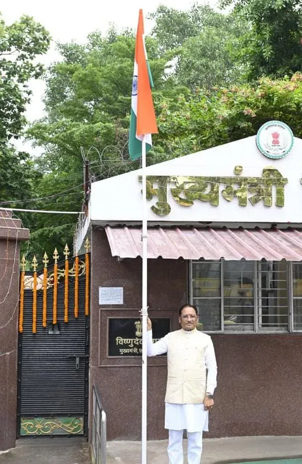 CM Sai Hoists Tricolour at Raipur Residence for Har Ghar Tiranga
