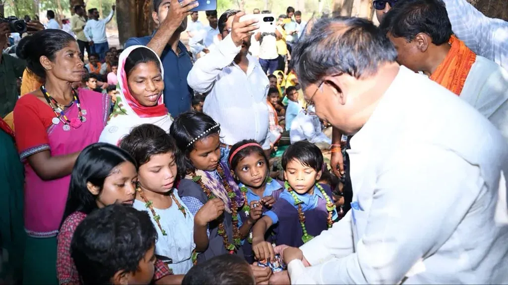 CM Sai Holds Sushasan Tihar Chaupal in Narayanpur