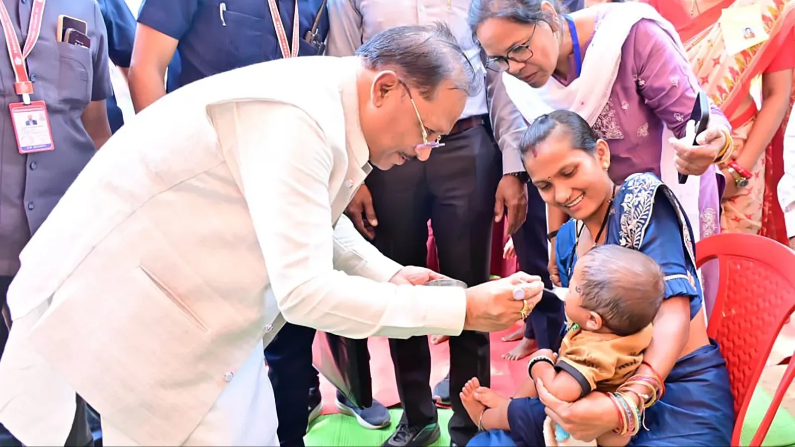CM Sai Inspects Anganwadi Centre in Kondagaon During Sushasan Tihar