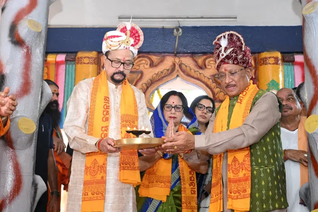 CM Sai Joins Rath Yatra at Raipur Jagannath Temple