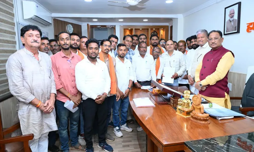 CM Sai Meets Bemetara Delegation at CM Residence