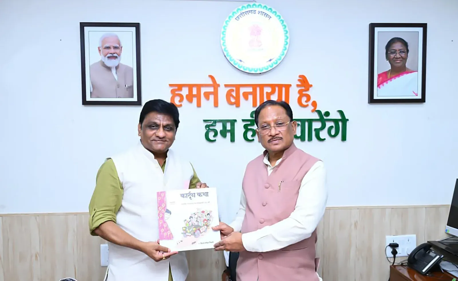CM Sai Meets Cartoonist Tryambak Sharma at Raipur Office
