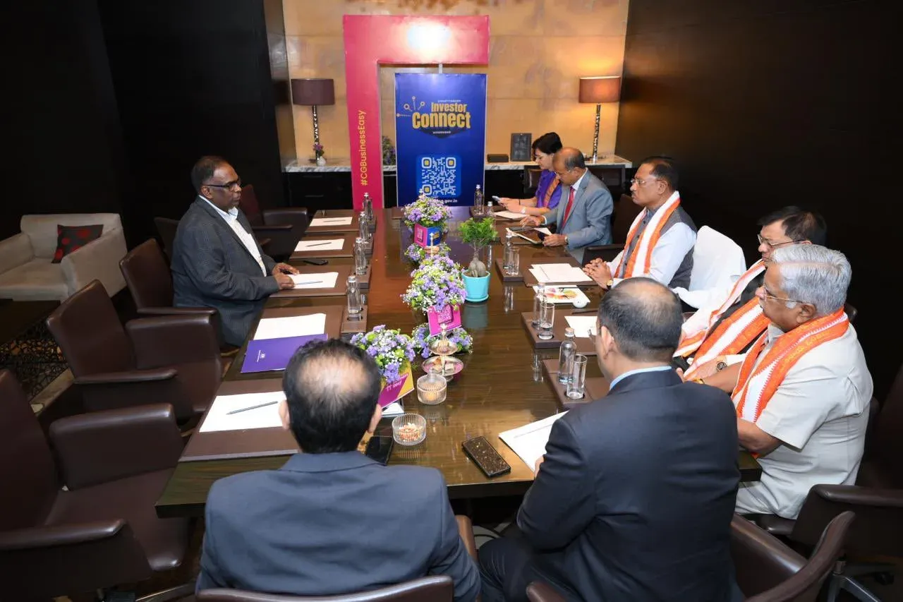 CM Sai Meets Clean Harbors Chief at Chhattisgarh Investor Connect