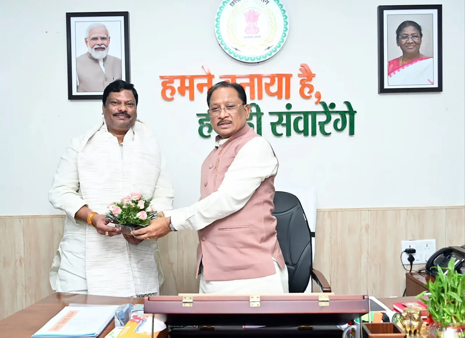CM Sai Meets Medicinal Plants Board Chief in Raipur