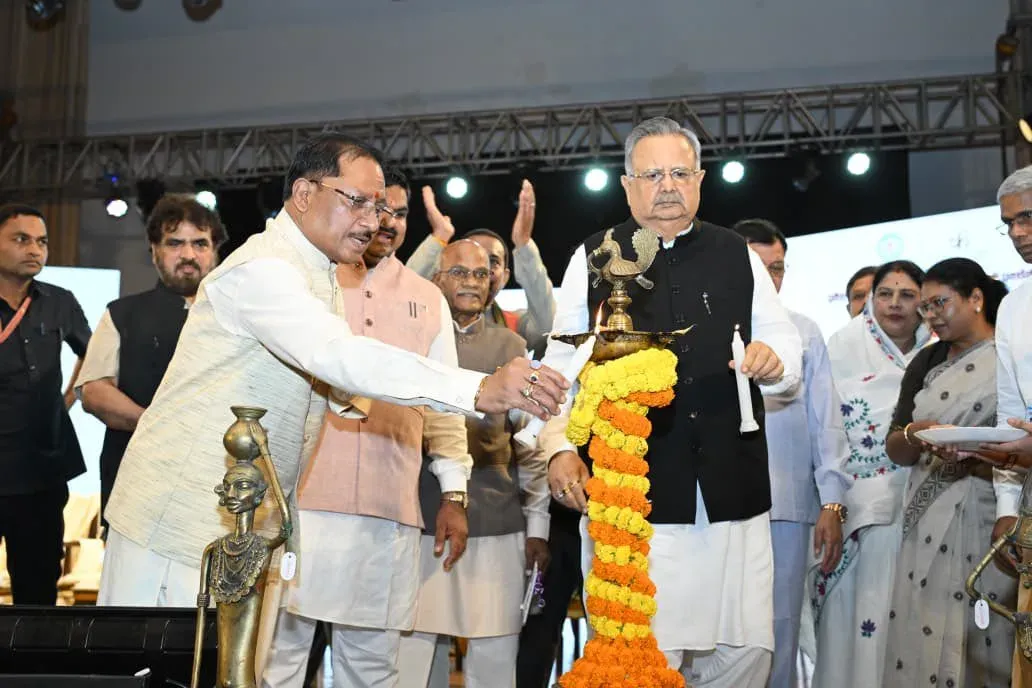 CM Sai Rallies Chhattisgarh Weavers on National Handloom Day
