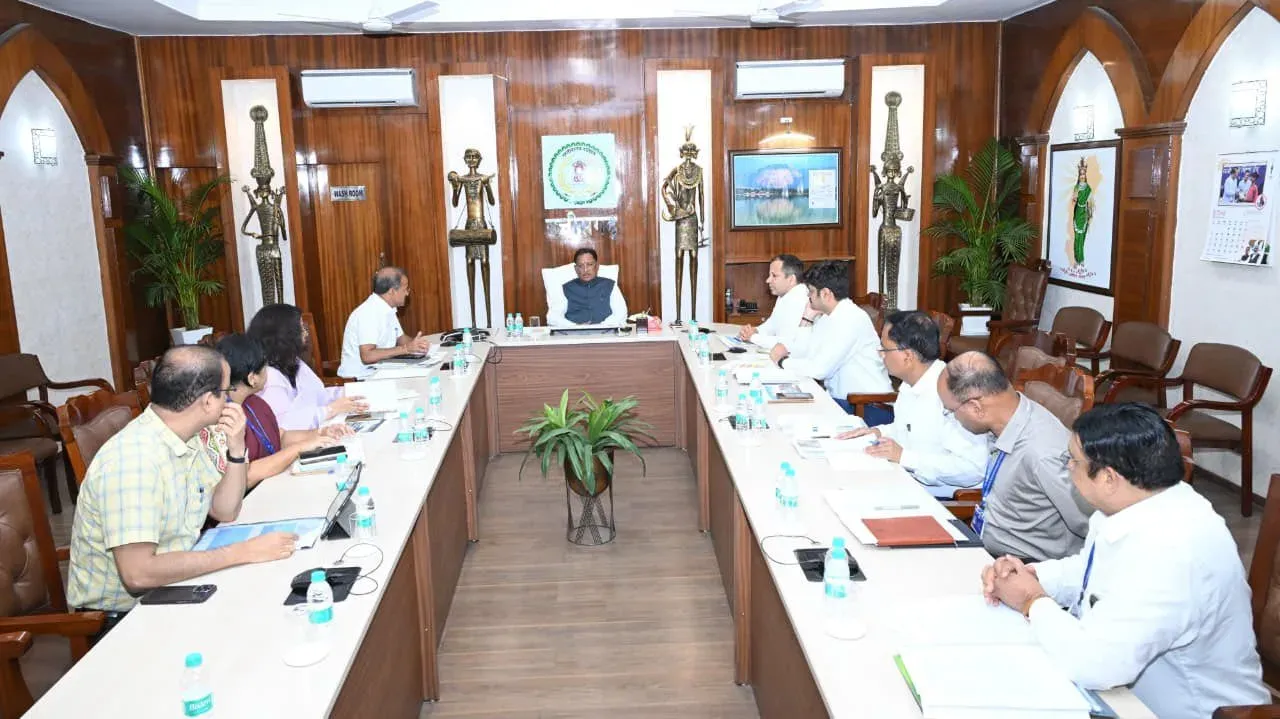 CM Sai Vows No Shortage of Farm Inputs for Kharif 2026