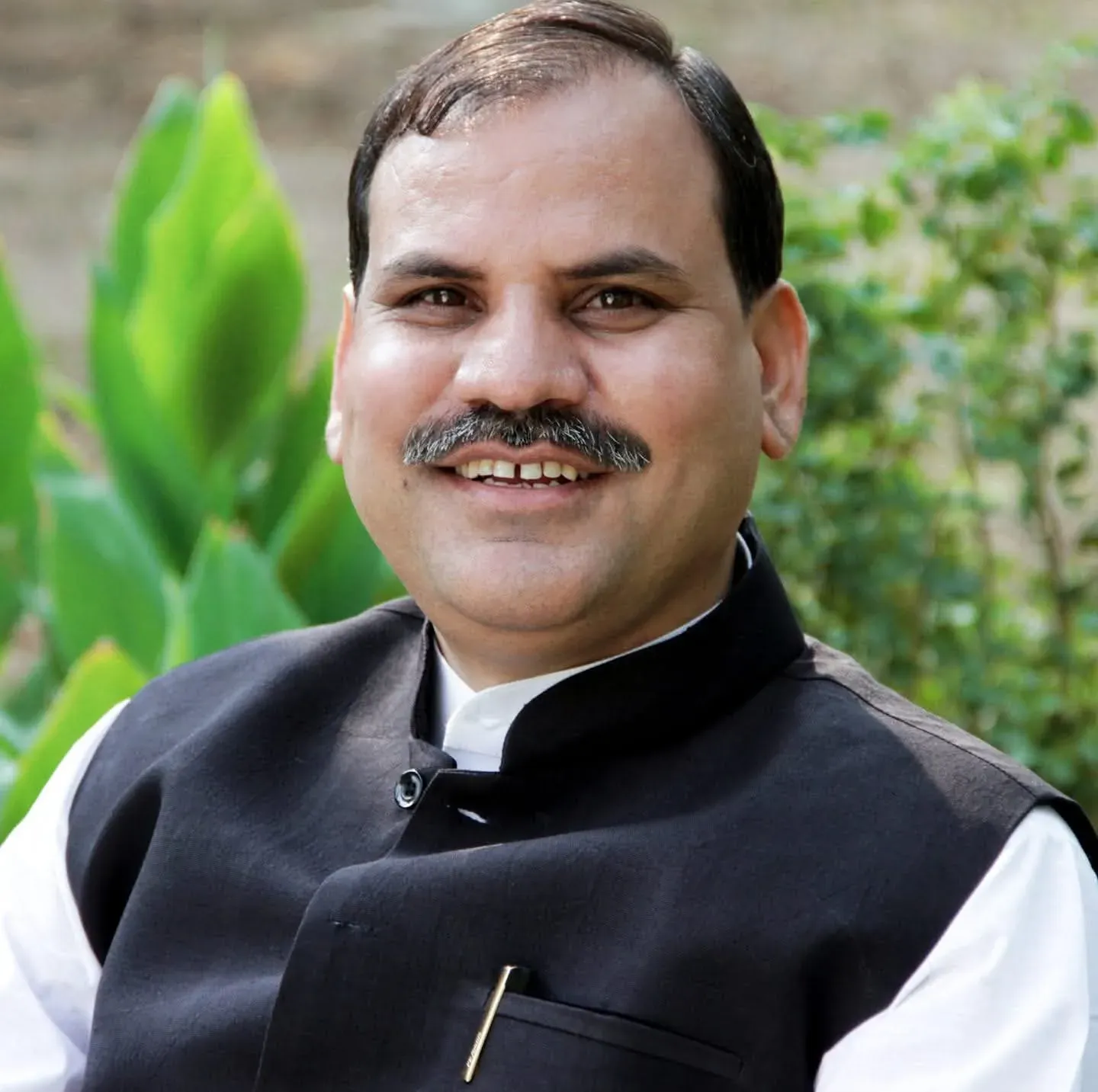 CM Sai Wishes Former Bilaspur MP Lakhanlal Sahu on Birthday
