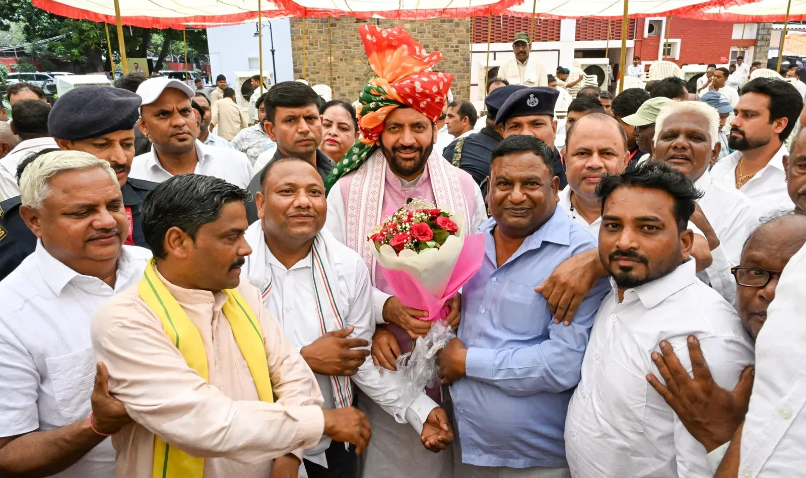 CM Saini Hosts Kashyap Samaj Delegation at Sant Kabir Kutir