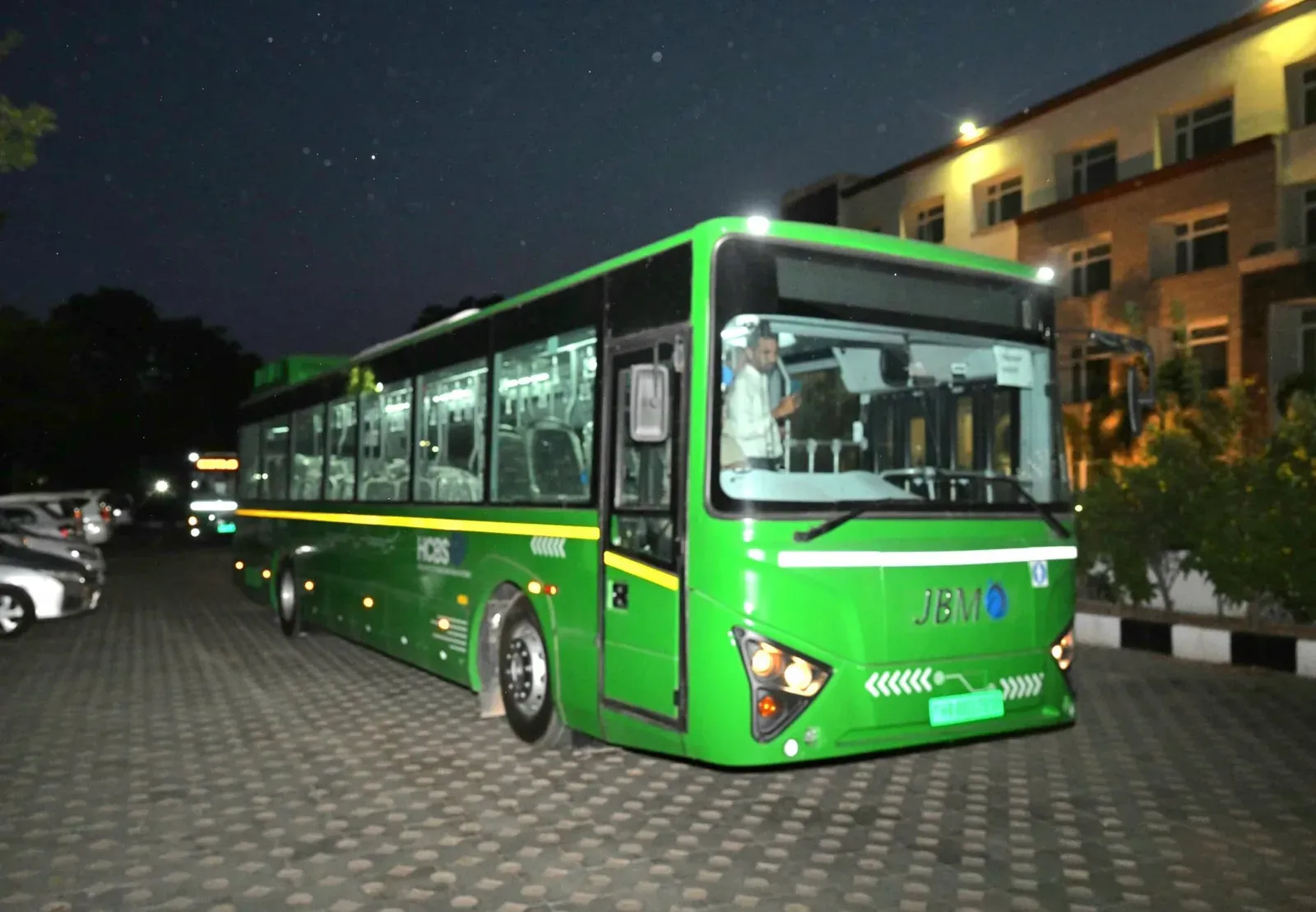 CM Saini Rides E-Bus in Panchkula, Backs Modi's Energy Push