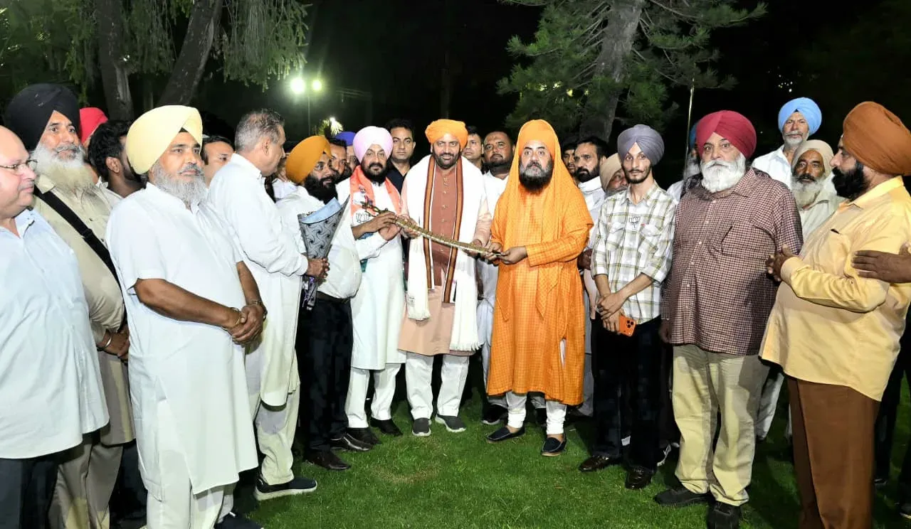 CM Saini Welcomes Punjab's Ghanaur Residents Into BJP at Chandigarh