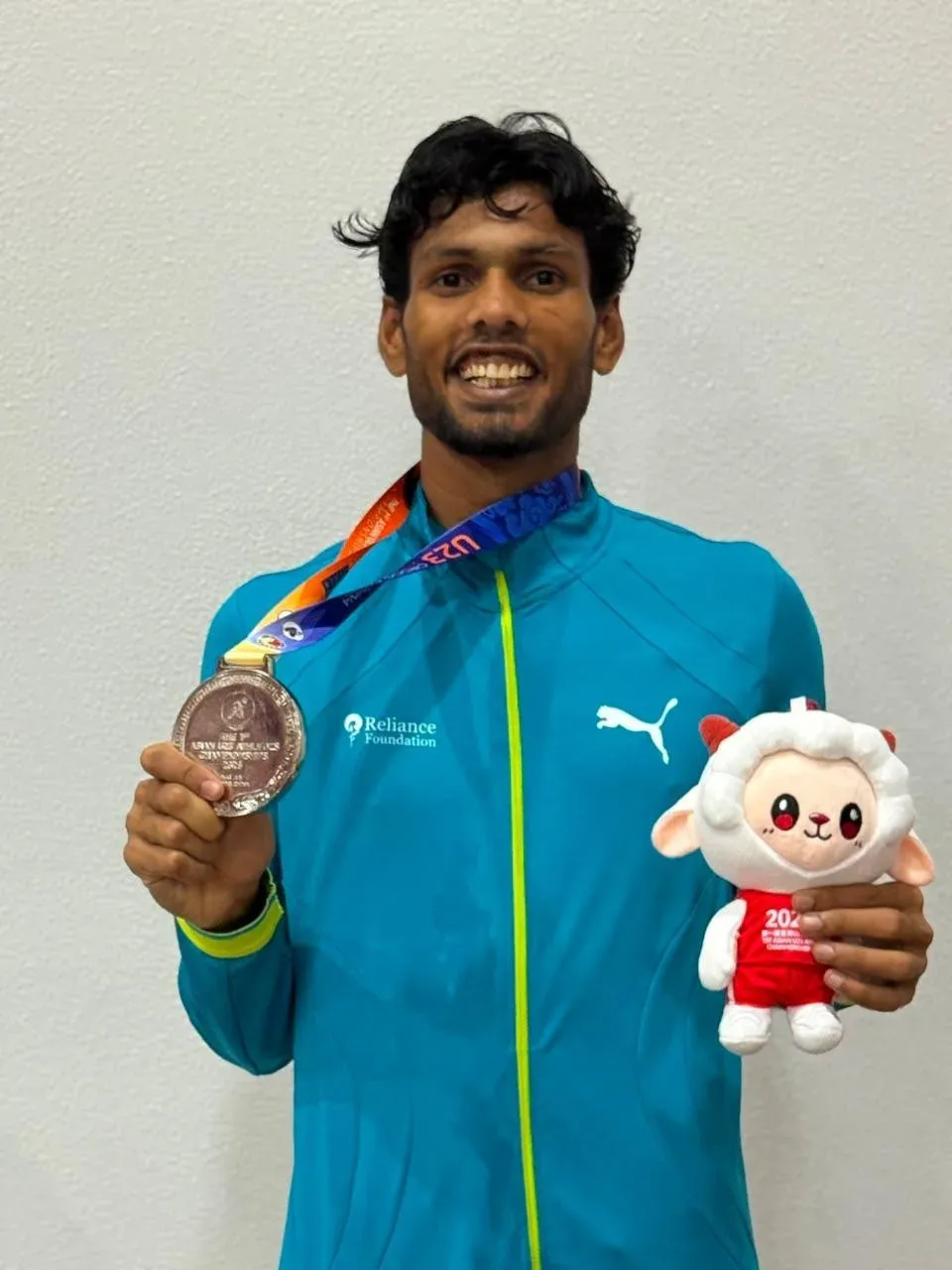 CM Samrat Choudhary hails Bihar's Setu Mishra for Asian U-23 double medal