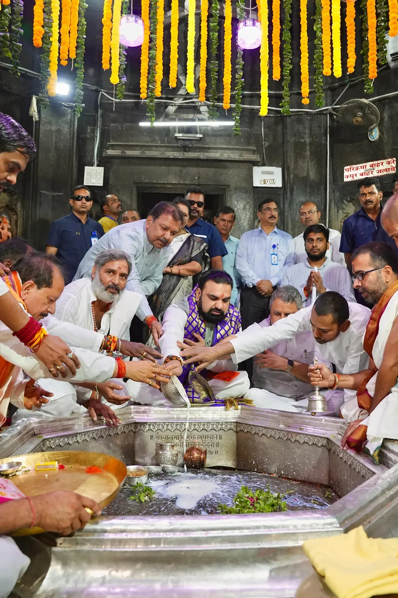CM Samrat Choudhary Prays at Vishnupad Temple Ahead of Pitripaksha Mela