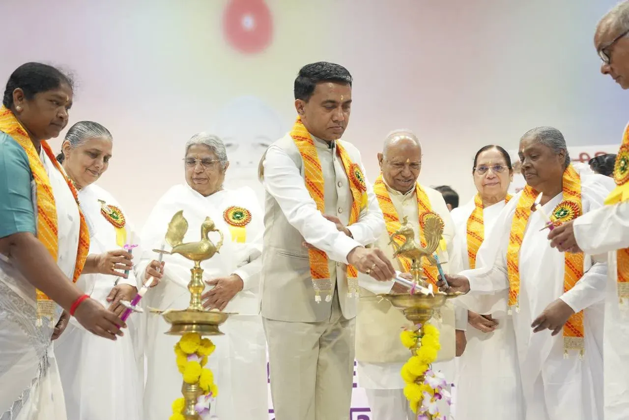 CM Sawant Inaugurates Spirituality in Politics Conference at Mt. Abu
