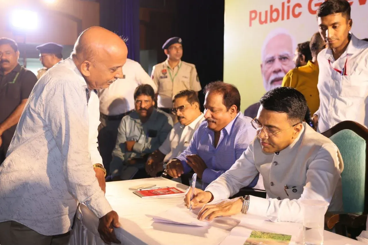 CM Sawant Takes Sarkar Tumchya Dari to Pernem Under Seva Sankalp Abhiyan