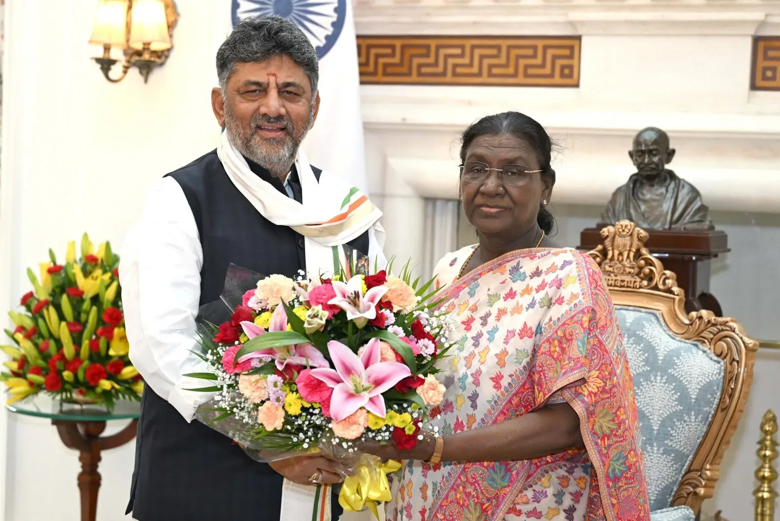 CM Shivakumar Calls on President Murmu at Rashtrapati Bhavan
