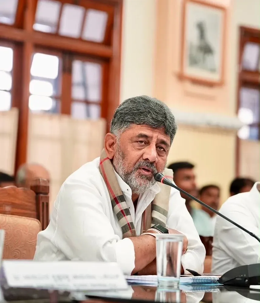 CM Shivakumar chairs Dasara 2026 prep meet in Bengaluru