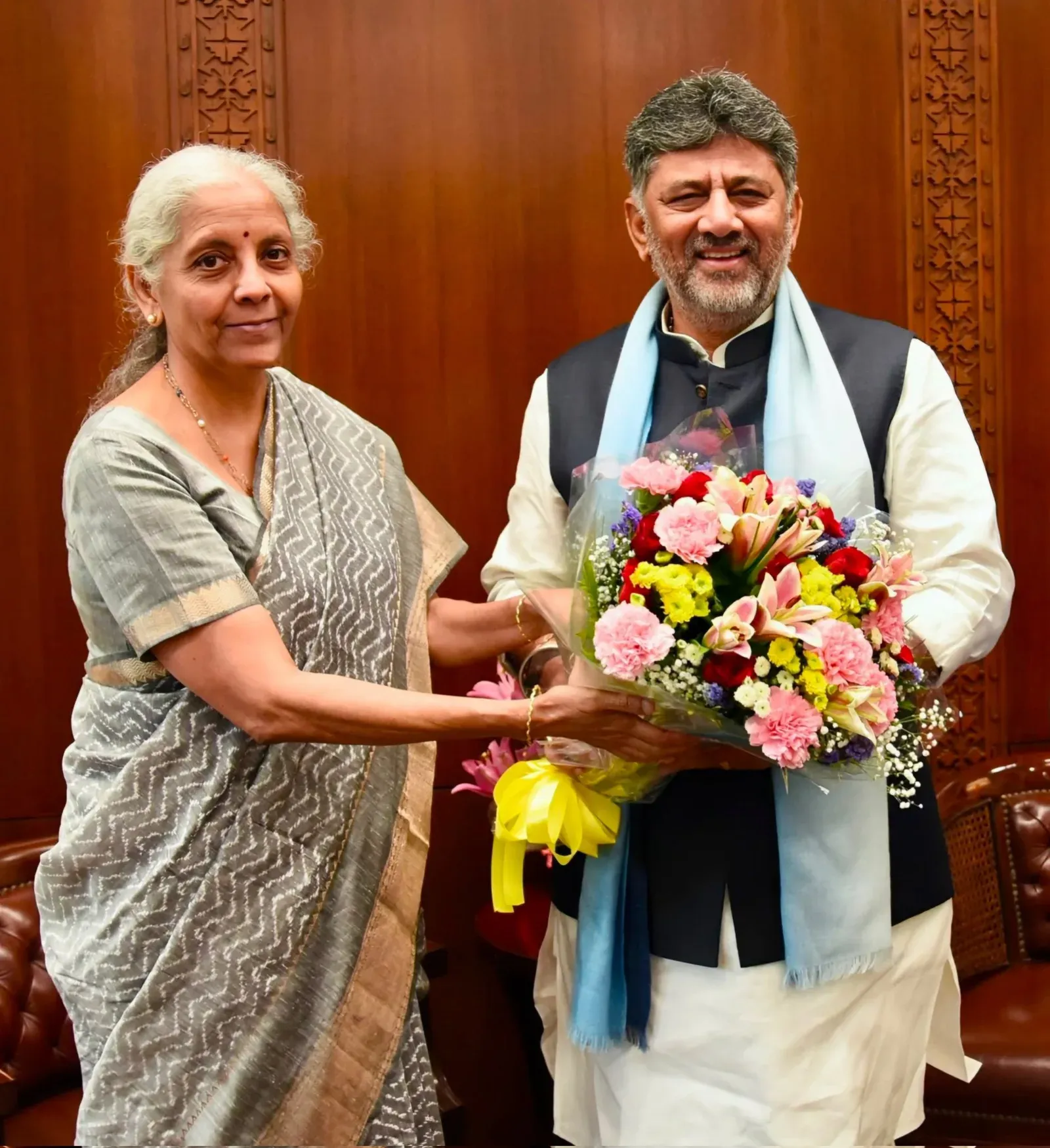 CM Shivakumar Meets FM Sitharaman on Karnataka's Fiscal Priorities