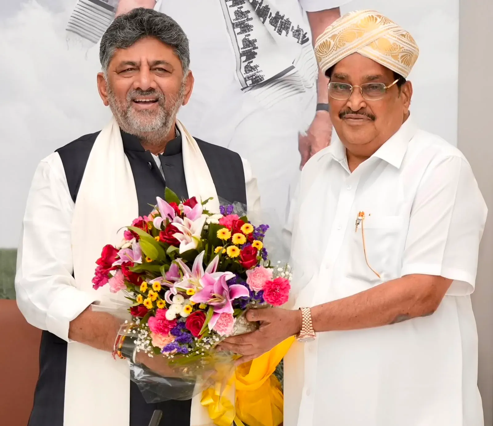 CM Shivakumar Meets Jal Shakti Minister, Pushes Karnataka Water Projects