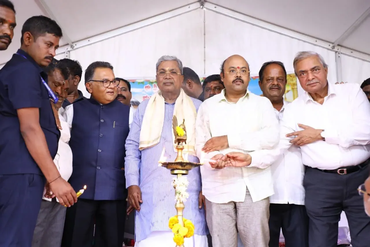 CM Siddaramaiah attends temple re-consecration in native village