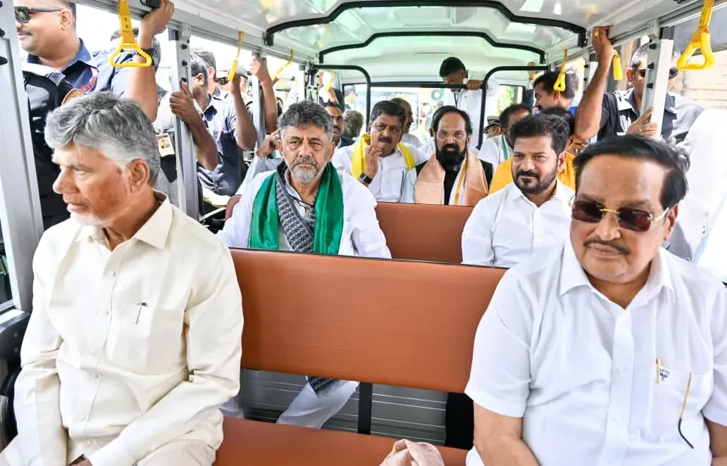 CM Siddaramaiah Inaugurates 33 Crest Gates at Tungabhadra Dam