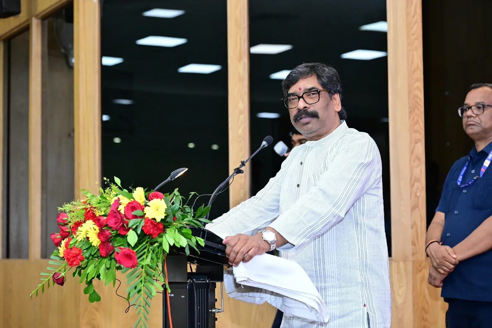 CM Soren Launches SRFTI Tie-Up to Unearth Jharkhand's Hidden Artists