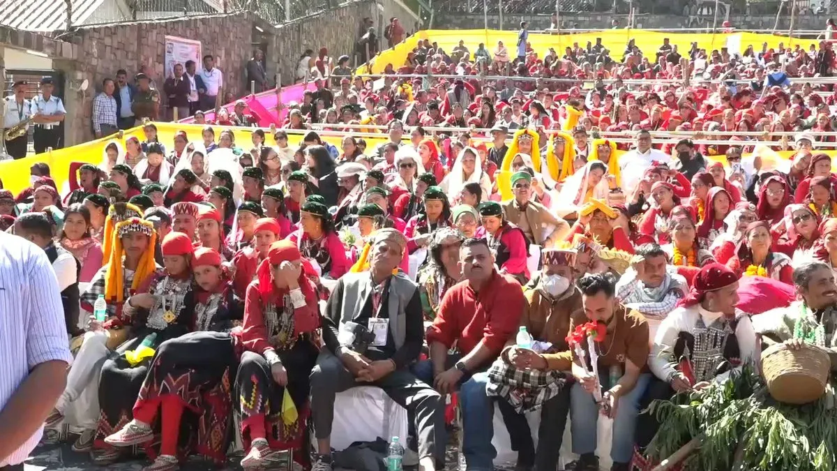 CM Sukhu Announces ₹27 Cr for Bhuntar Sewerage, Road & Power