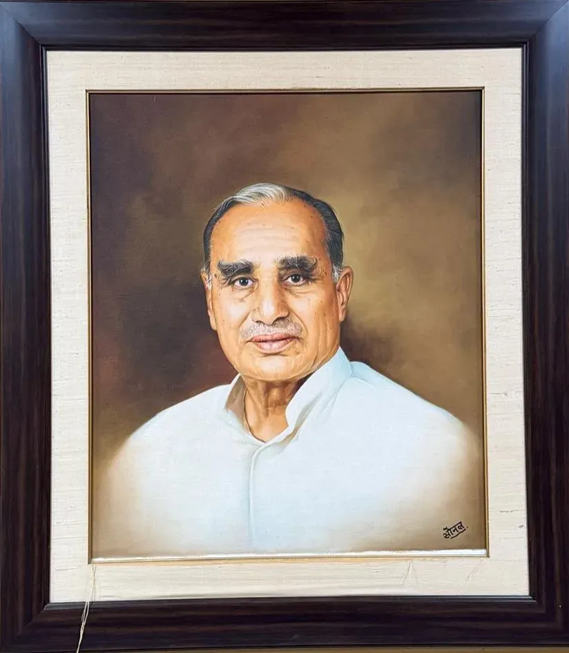 CM Sukhu condoles death of Essel Group chief's father