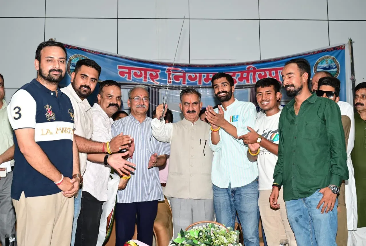CM Sukhu Flags New Building to Boost Hamirpur Admin