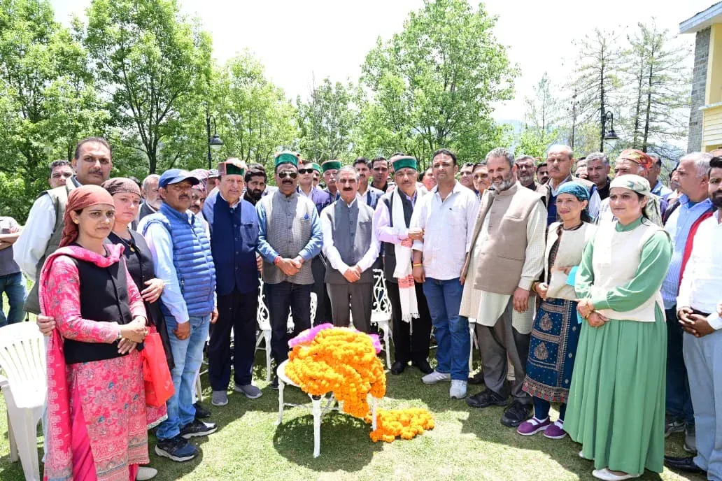 CM Sukhu Reaffirms Last-Mile Welfare Delivery, Joins Tree Plantation Drive