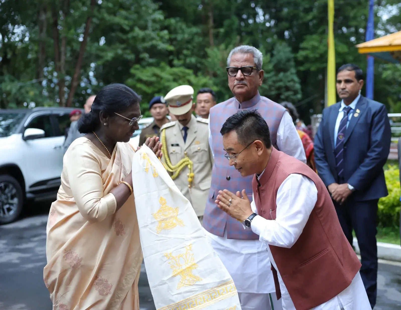 CM Tamang Accompanies President Murmu to Namgyal Institute