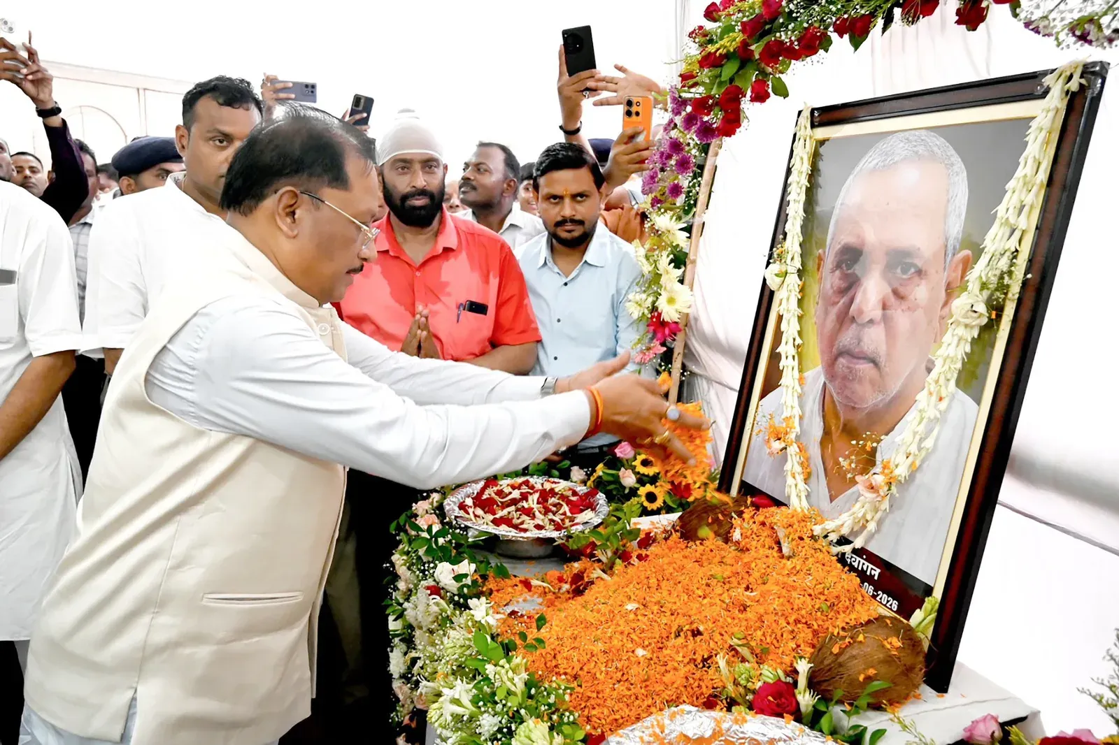 CM Vishnu Deo Sai Attends Dashagatr of RSS Leader's Father in Janjgir-Champa