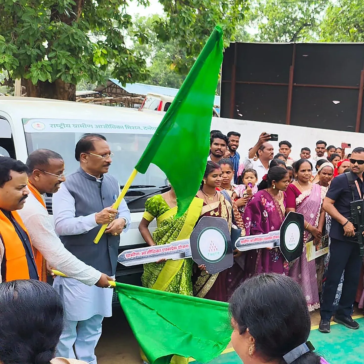 CM Vishnu Deo Sai Flags Off AGEY Vehicles for Bastar SHGs
