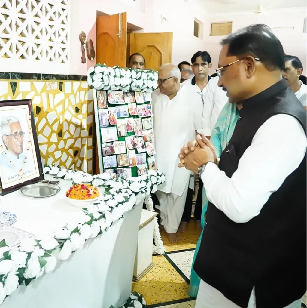CM Vishnu Deo Sai Pays Condolences in Kunkuri