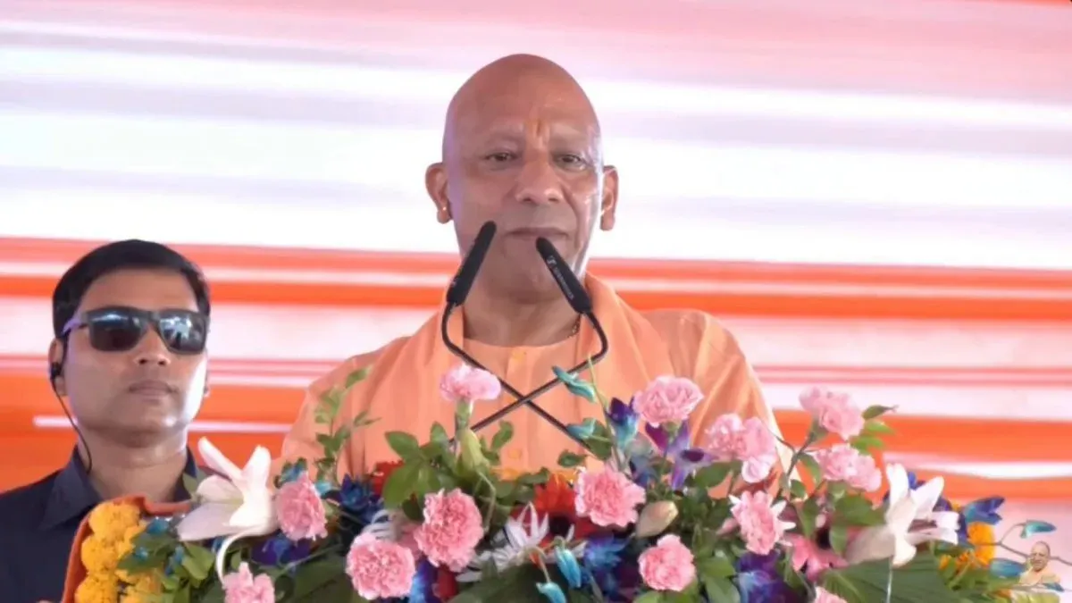 CM Yogi Accuses SP of Opposing Social Justice Icons
