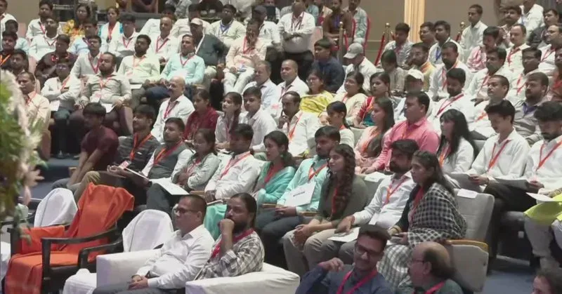 CM Yogi attends honour ceremony for skill-trained UP youth