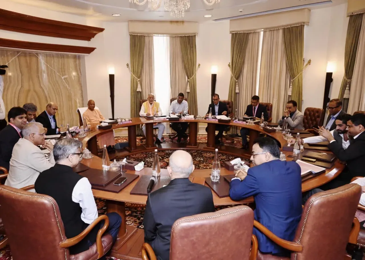 CM Yogi Chairs UP Infrastructure Roundtable in Bengaluru