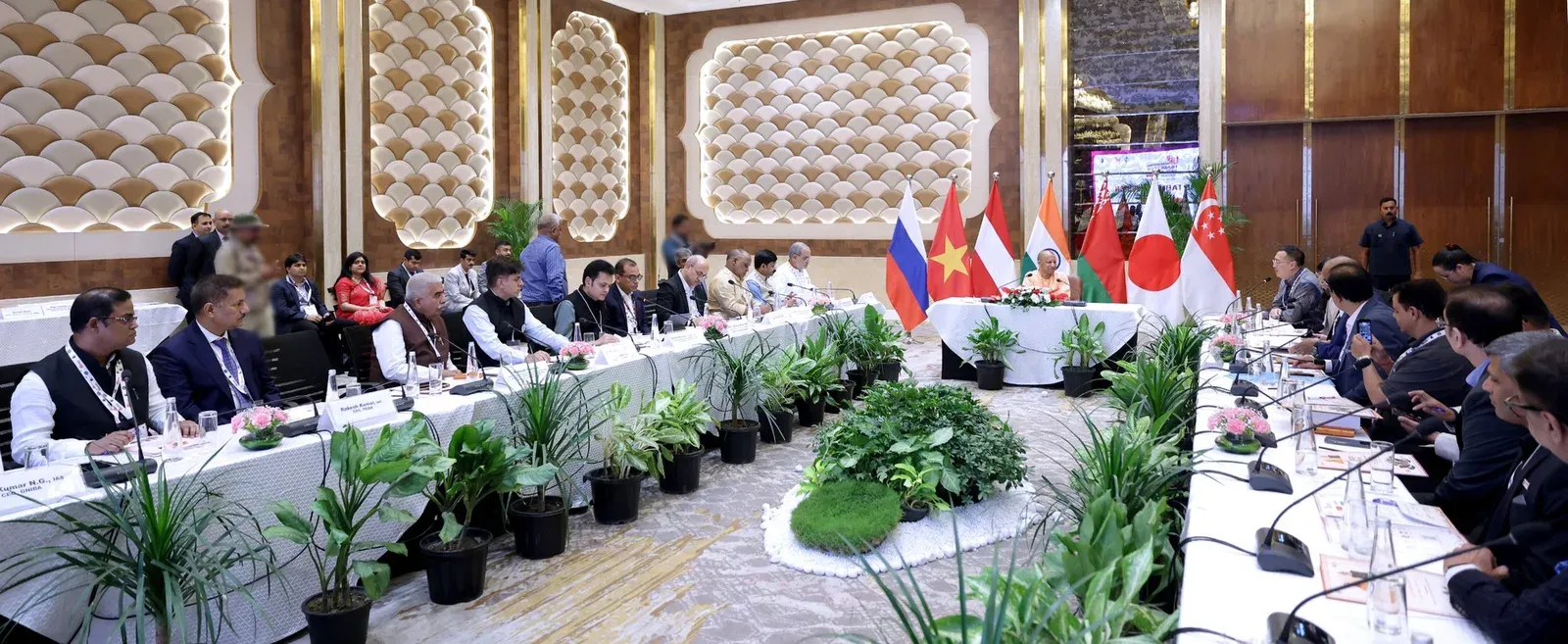 CM Yogi Courts Singapore Investors at UP Trade Show 2026