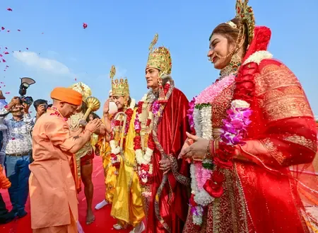 Did CM Yogi Extend Diwali Greetings and Join Ayodhya's Nishad Community for Celebrations?