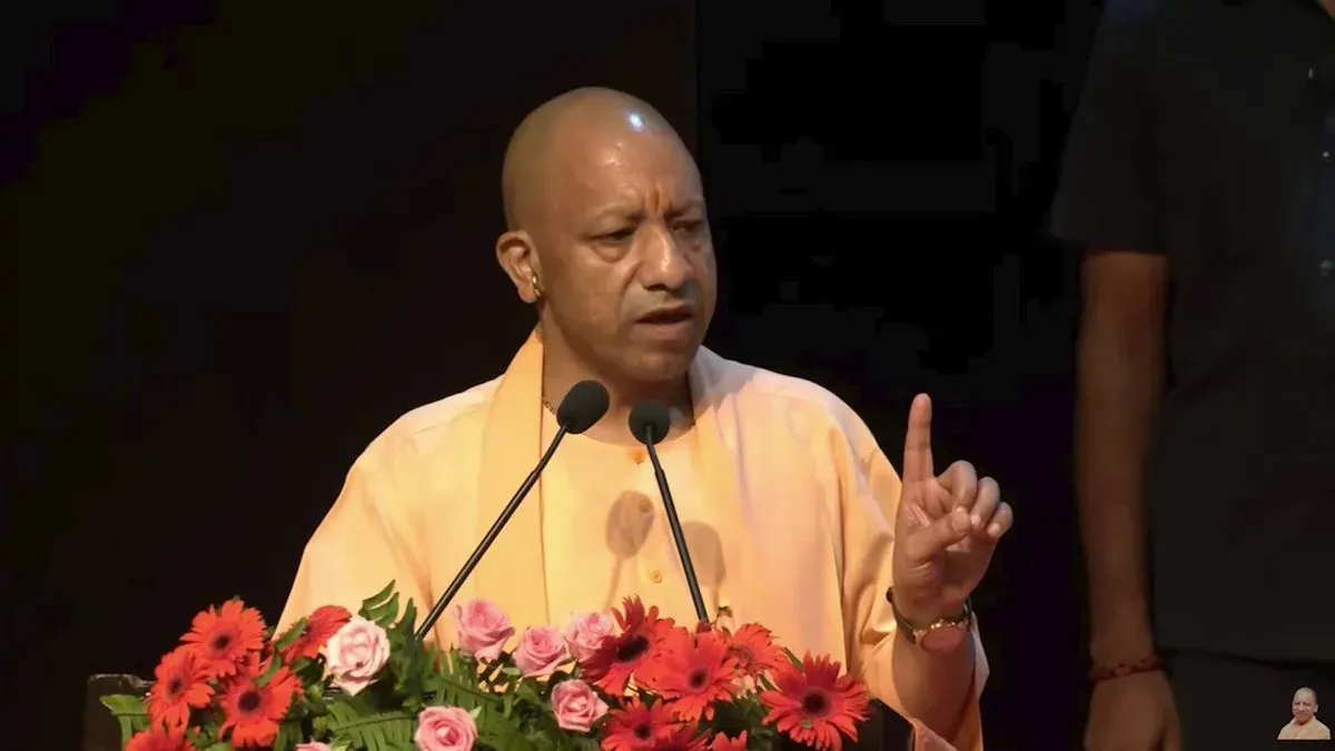 CM Yogi Flags Pre-2017 Grain Fraud, Vows Direct MSP to Farmers