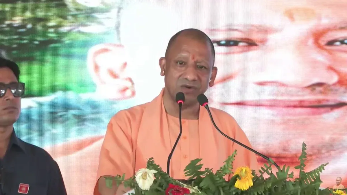 CM Yogi Highlights Prayagraj's Smart City Journey